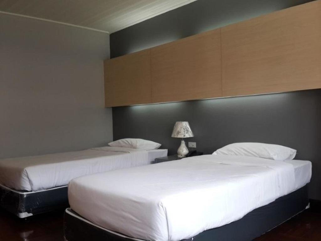 Khách sạn Florida Bangkok